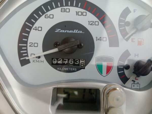 Zanella Styler Exclusive Edizione 150 año 2023 , 2765 KM - Image 3