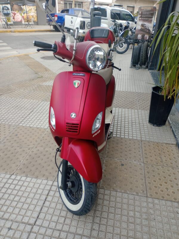 Zanella Styler Exclusive Edizione 150 año 2023 , 2765 KM - Image 2