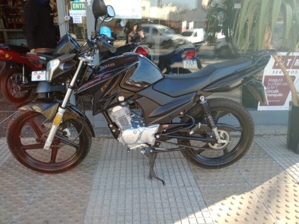 Yamaha YBR Z 125 -AÑO 2024 - 2060 KM