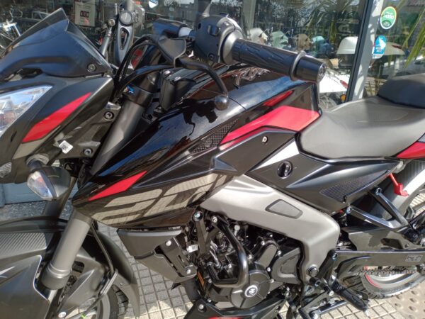 Bajaj NS 200 0KM - Image 3