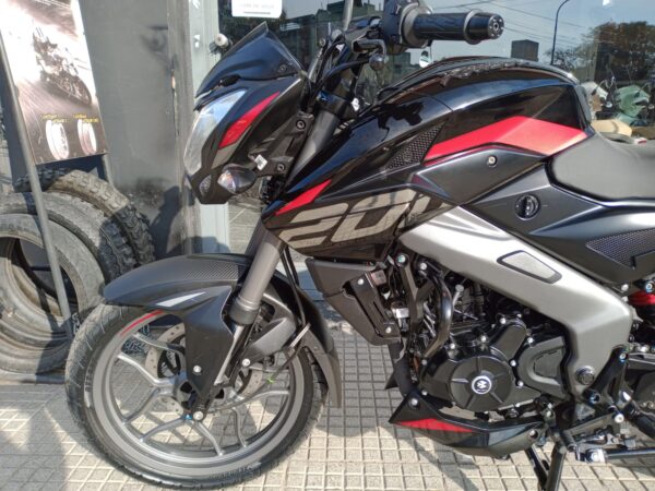 Bajaj NS 200 0KM - Image 7