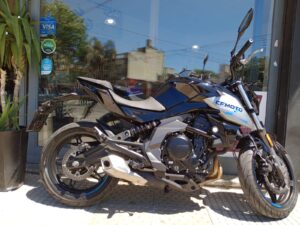 Cfmoto NK650 año 2024, 4070km